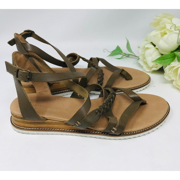 Anthropologie Sandals Strappy Leather Gladiator Casual Buckle Taupe 40 EU/9.5 US - Picture 1 of 7